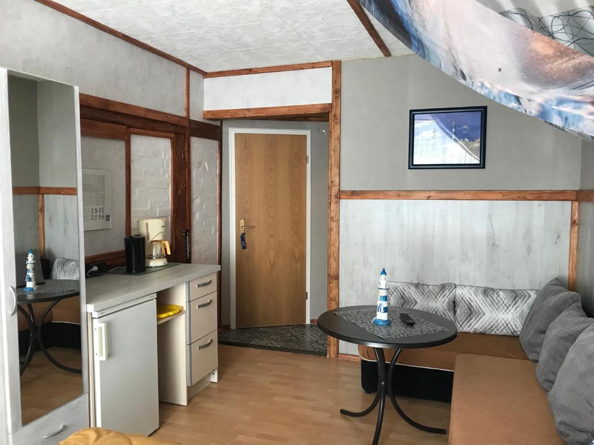 Alexandrinenstrasse In Warnemuende Homestay *