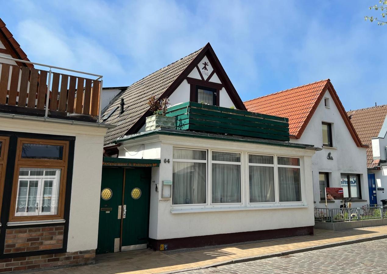 Alexandrinenstrasse In Warnemuende Homestay Rostock