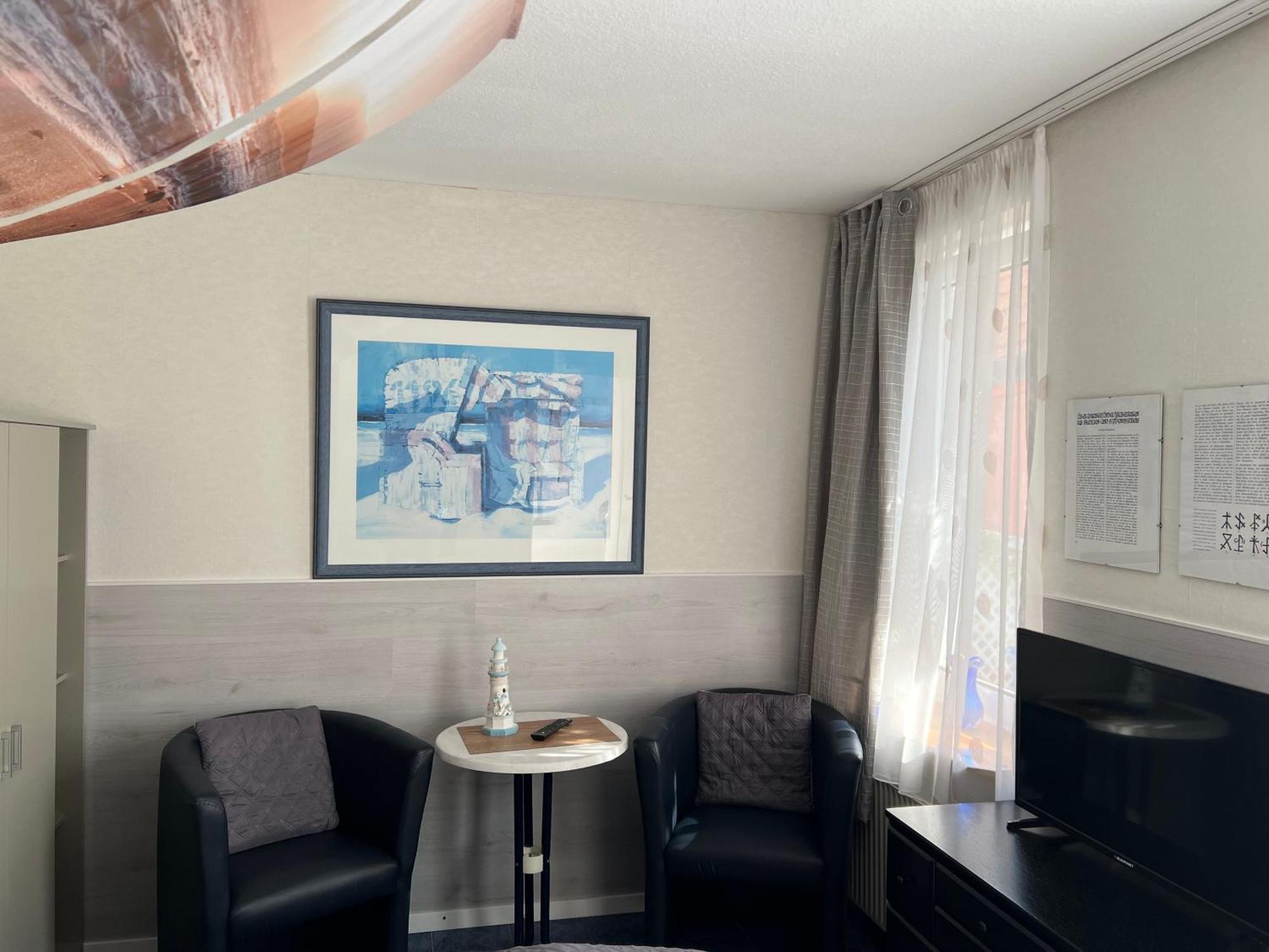 Alexandrinenstrasse In Warnemuende Homestay